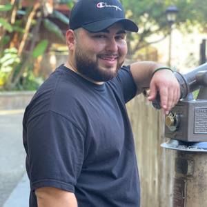 Meet your Posher, Chris